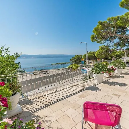 Kod Cara Guest house Lokva Rogoznica