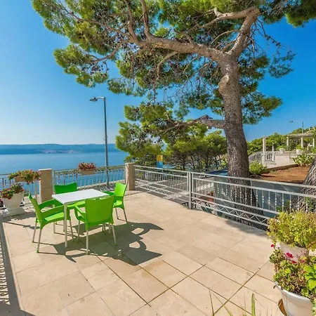 Kod Cara 3* Lokva Rogoznica