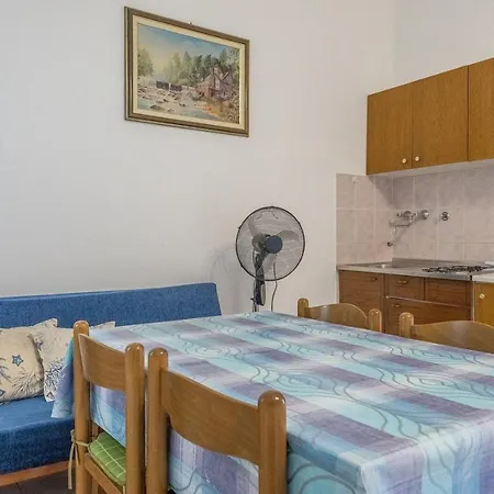 Gæstehus Kod Cara 3*