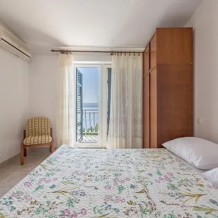 Kod Cara Lokva Rogoznica