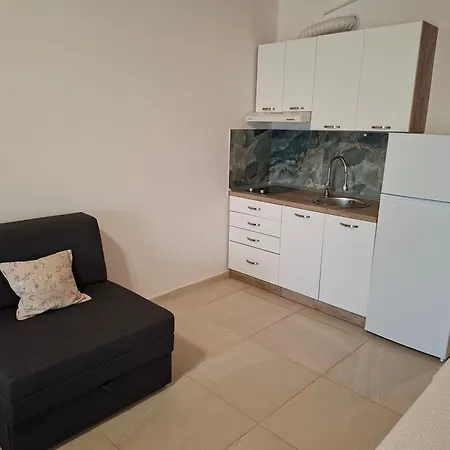 Gæstehus Kod Cara Lokva Rogoznica