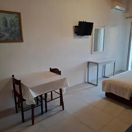 Kod Cara Lokva Rogoznica